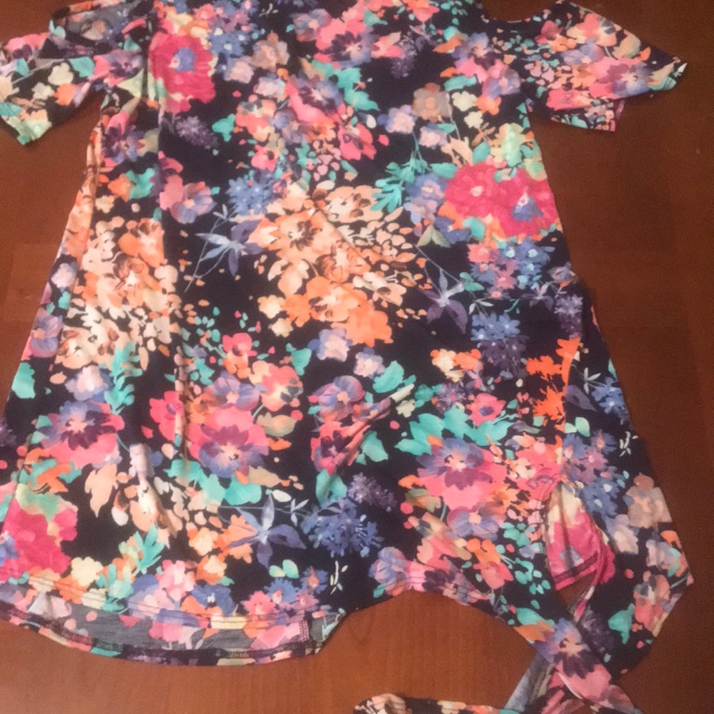 Floral cold shoulder dress with tie on bottom